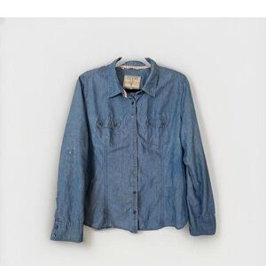 GUESS Women’s XL Blue Chambray Button Up Shirt Long Sleeve Lightweight Denim Top